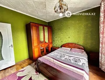 2-комнатная квартира, этаж 5 из 5, 54 м²