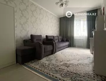 1-комнатная квартира, этаж 3 из 9, 38 м²