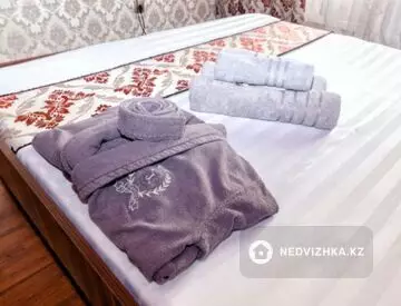 60 м², 2-комнатная квартира, этаж 3 из 10, 60 м², посуточно, изображение - 5
