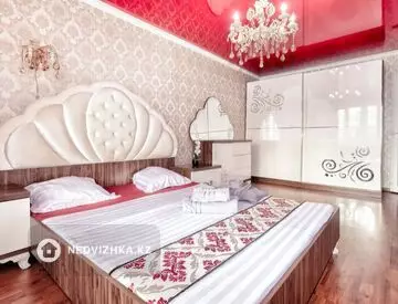 60 м², 2-комнатная квартира, этаж 3 из 10, 60 м², посуточно, изображение - 0