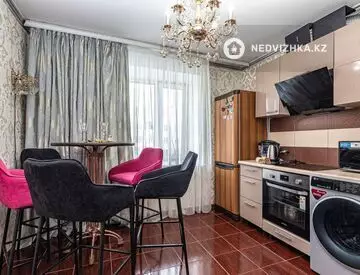 60 м², 2-комнатная квартира, этаж 3 из 10, 60 м², посуточно, изображение - 6