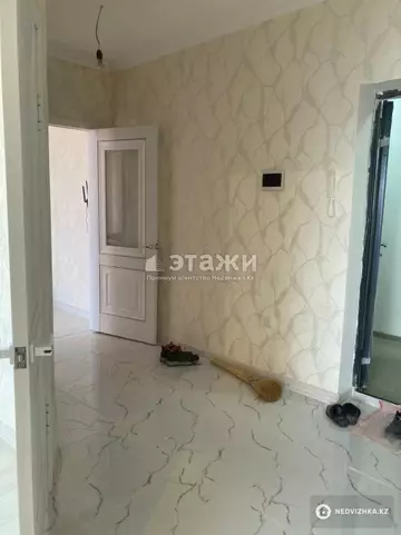 2-комнатная квартира, этаж 10 из 10, 60 м²