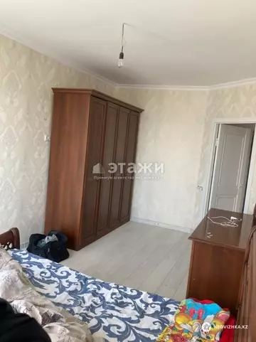 2-комнатная квартира, этаж 10 из 10, 60 м²