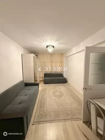 1-комнатная квартира, этаж 3 из 5, 37 м²