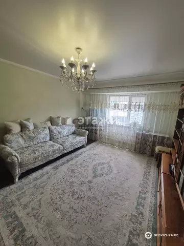 2-комнатная квартира, этаж 5 из 5, 67 м²