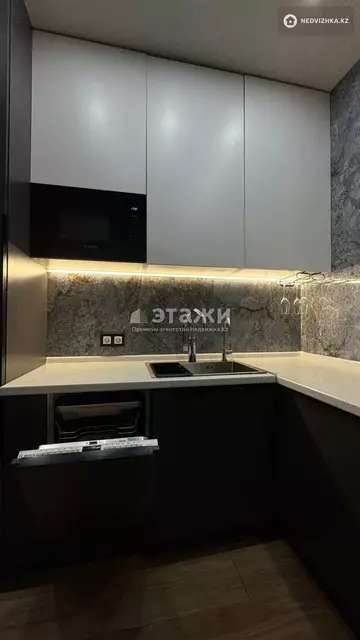 2-комнатная квартира, этаж 15 из 18, 56 м²