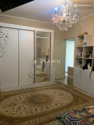 1-комнатная квартира, этаж 3 из 9, 33 м²