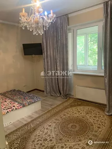 1-комнатная квартира, этаж 3 из 9, 33 м²
