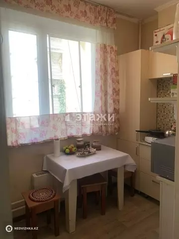 1-комнатная квартира, этаж 3 из 9, 33 м²