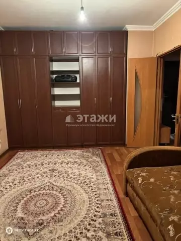 1-комнатная квартира, этаж 4 из 5, 35 м²
