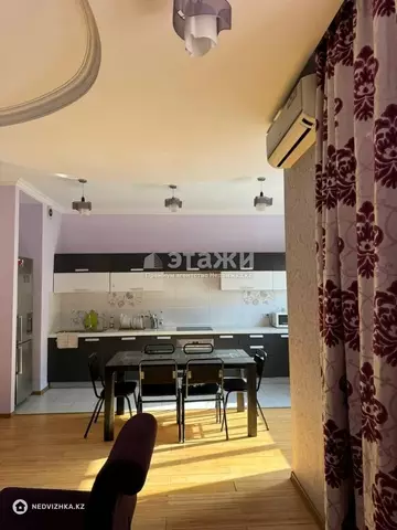 2-комнатная квартира, этаж 7 из 17, 92 м², на длительный срок