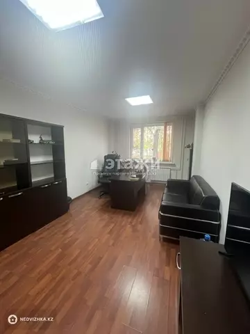 Офисное помещение, этаж 1 из 9, 120 м²