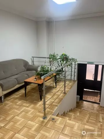 Офисное помещение, этаж 1 из 9, 120 м²