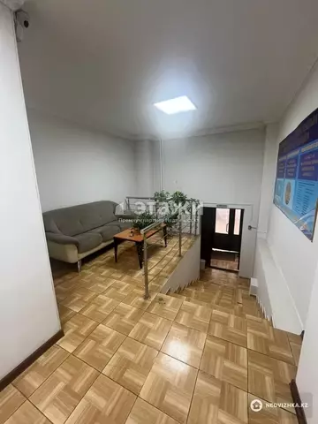 Офисное помещение, этаж 1 из 9, 120 м²