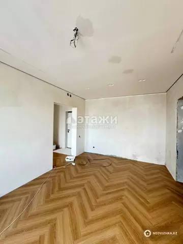 2-комнатная квартира, этаж 14 из 16, 53 м²