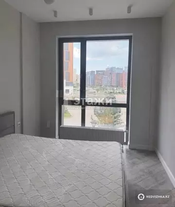 2-комнатная квартира, этаж 2 из 12, 69 м²
