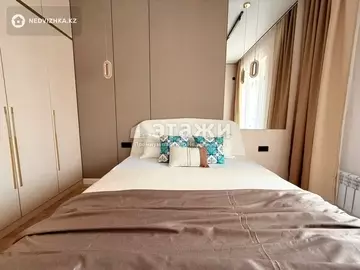 3-комнатная квартира, этаж 10 из 12, 62 м²