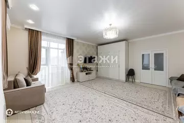 2-комнатная квартира, этаж 10 из 10, 82 м²