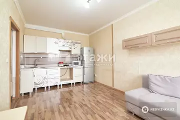 2-комнатная квартира, этаж 9 из 9, 35 м²