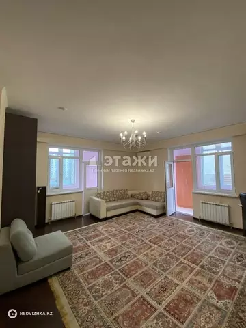 1-комнатная квартира, этаж 5 из 12, 59 м²