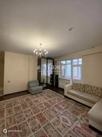 1-комнатная квартира, этаж 5 из 12, 59 м²