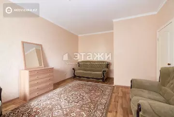 1-комнатная квартира, этаж 2 из 17, 42 м²