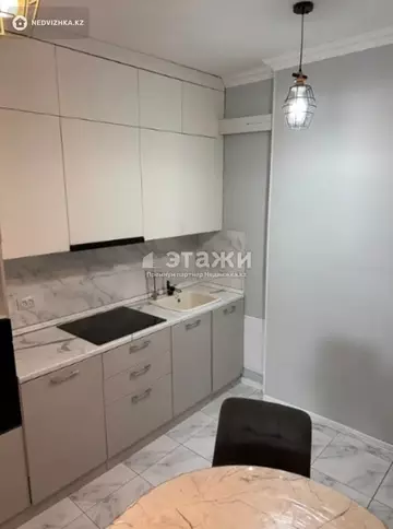3-комнатная квартира, этаж 4 из 12, 87 м²
