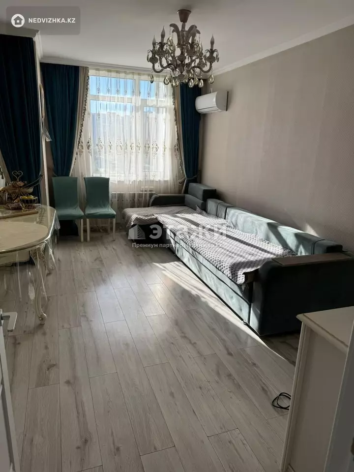 70.1 м², 3-комнатная квартира, этаж 4 из 8, 70 м², изображение - 1