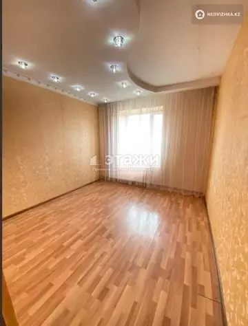 2-комнатная квартира, этаж 7 из 9, 64 м²