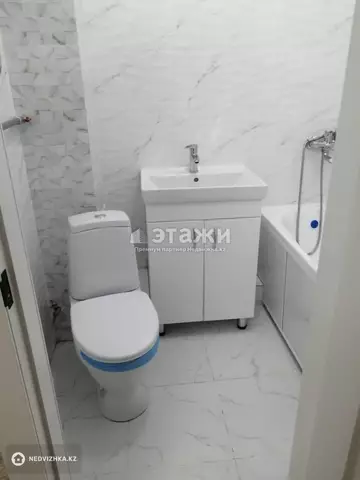 1-комнатная квартира, этаж 2 из 9, 35 м²