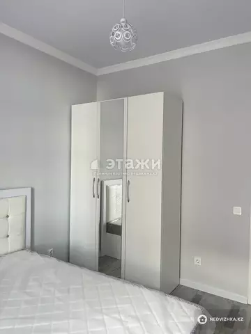 2-комнатная квартира, этаж 2 из 18, 42 м²