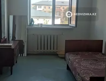 3-комнатная квартира, этаж 5 из 5, 60 м²