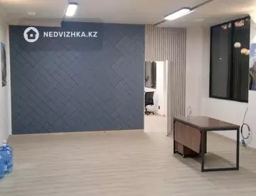 Офисное помещение, этаж 1 из 2, в административном здании, 140 м²