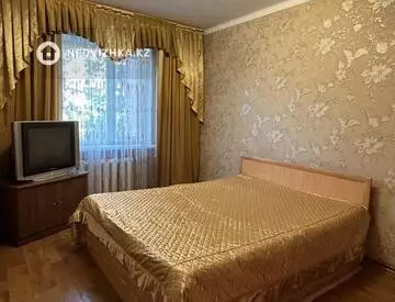 3-комнатная квартира, этаж 3 из 10, 66 м²