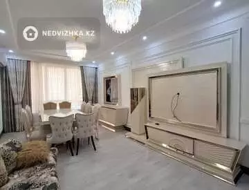 3-комнатная квартира, этаж 12 из 16, 120 м²