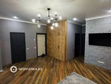 3-комнатная квартира, этаж 7 из 10, 70 м²