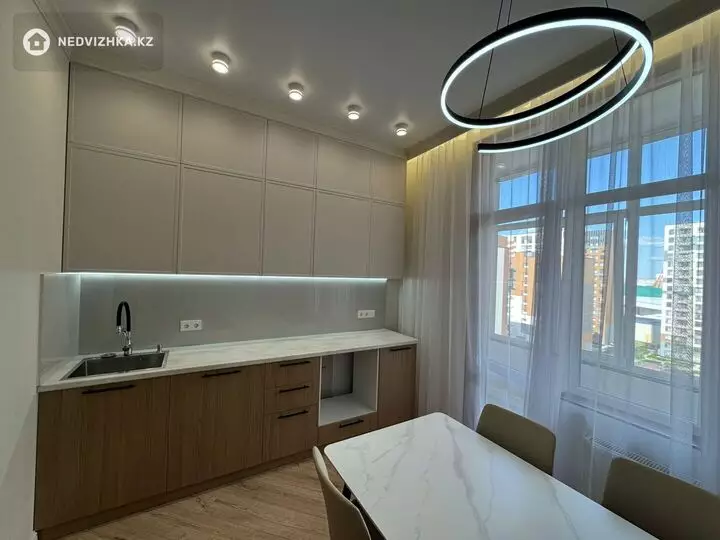 90 м², 3-комнатная квартира, этаж 11 из 17, 90 м², изображение - 1
