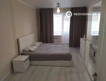 2-комнатная квартира, этаж 4 из 10, 70 м², посуточно