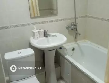 37 м², 1-комнатная квартира, этаж 1 из 5, 37 м², посуточно, изображение - 4