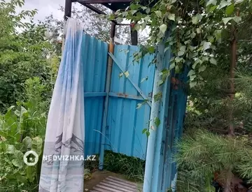 5-комнатный дом, 12 соток, 60 м²