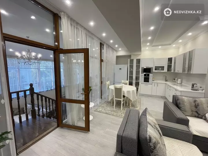 158 м², 3-комнатная квартира, этаж 3 из 12, 158 м², изображение - 1