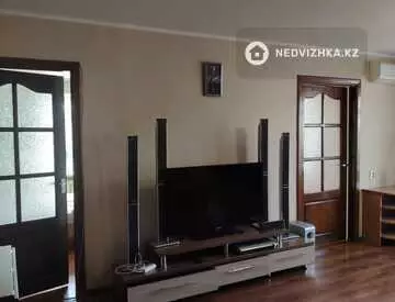 3-комнатная квартира, этаж 3 из 9, 57 м²
