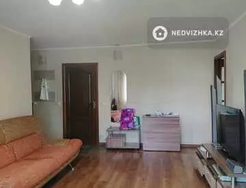3-комнатная квартира, этаж 3 из 9, 57 м²