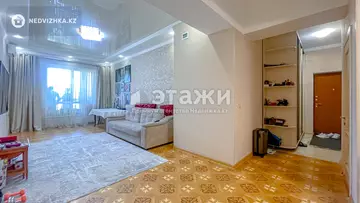 3-комнатная квартира, этаж 6 из 10, 94 м²
