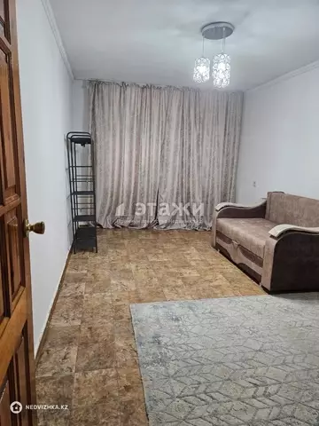 1-комнатная квартира, этаж 4 из 4, 43 м²