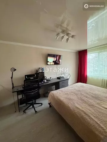 3-комнатная квартира, этаж 5 из 5, 61 м²