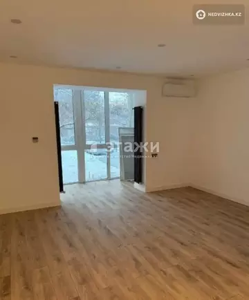 3-комнатная квартира, этаж 2 из 12, 68 м²