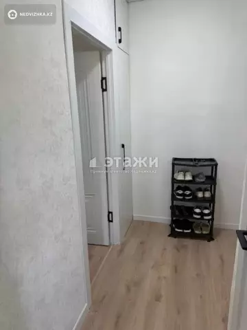 1-комнатная квартира, этаж 4 из 5, 32 м²