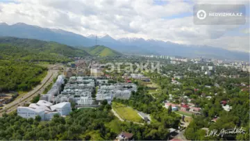 2-комнатная квартира, этаж 3 из 5, 40 м²