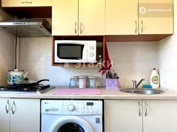 2-комнатная квартира, этаж 4 из 5, 44 м²